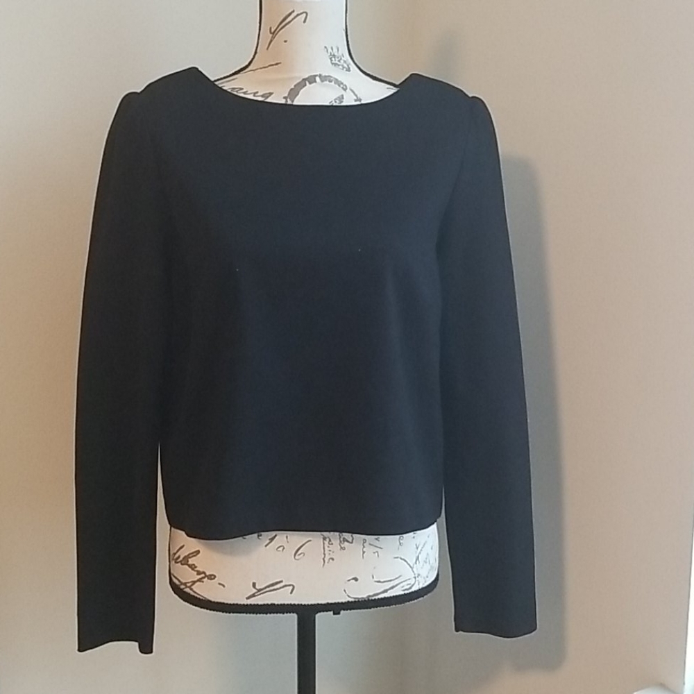 New!! The Limited top